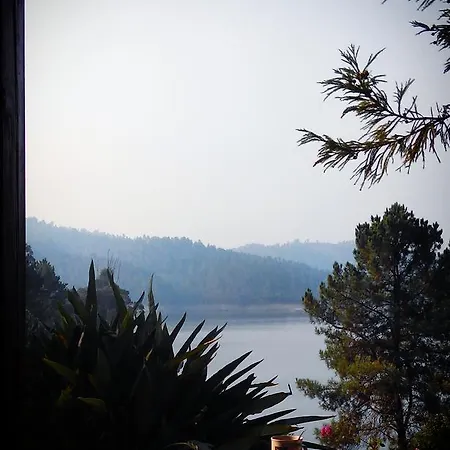 House By The Lake Βίλα