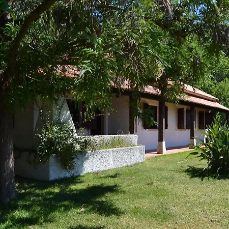 House By The Lake * Barreira Grande